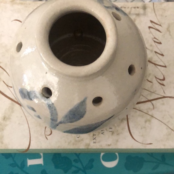 Rare Find Stoneware Flower Frog/diffuser 1960 - Picture 2 of 3